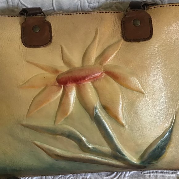 Artisanal Hand Crafted Leather Shoulder Purse / Tote Bag by Conception Cuir - Picture 3 of 8